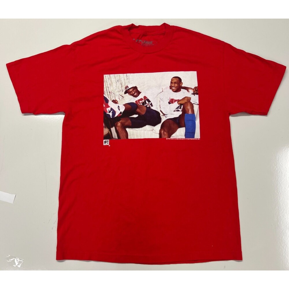 The ForestLab LeBron James Michael Jordan T-Shirt Red Graphic Size Large